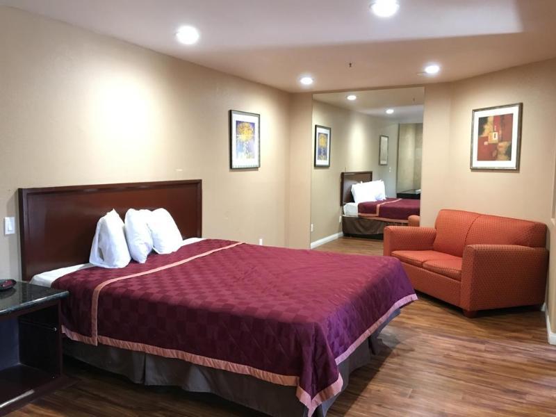 Express Inn & Suites Ontario Airport Exteriör bild